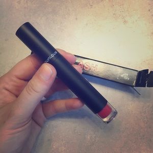 Younique Splash Liquid Lipstick